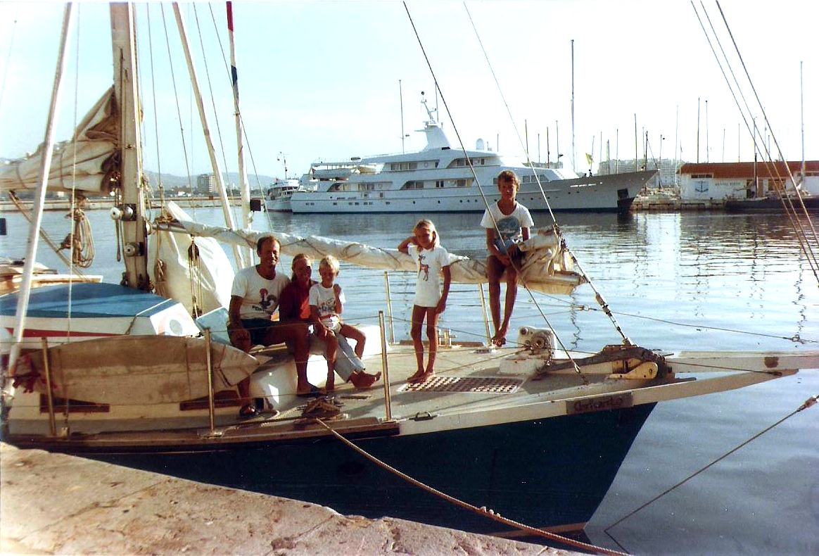 Family on Chricanto with the Saudi royal yacht El Pharaon behind.